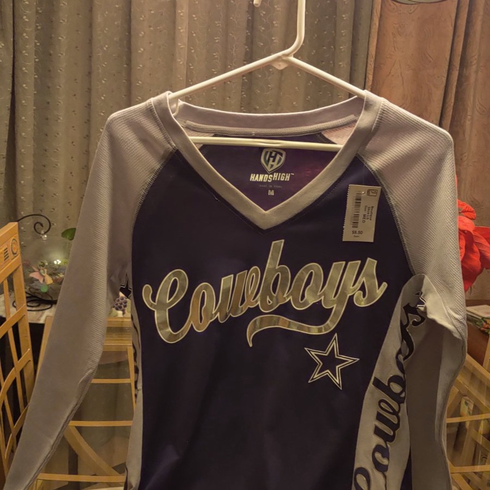 Women’s V neck cowboy’s top